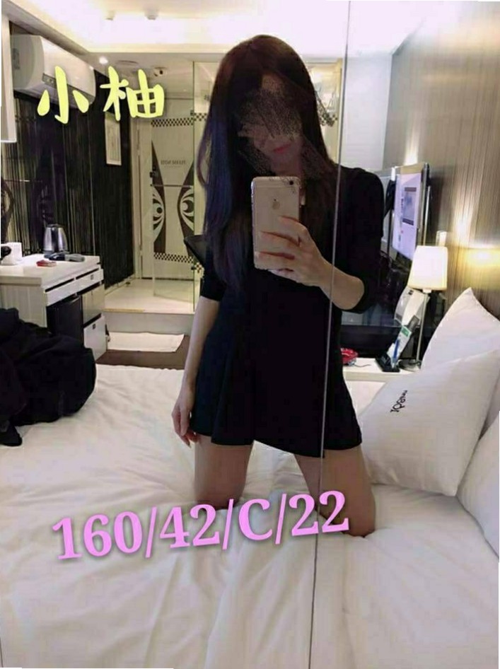 台東外送茶|外叫：喬影 |咖啡小妹|168cm|52kg|C罩杯|19歲|身材好 大奶豐滿 很會調情  kiss 火車便當 變裝